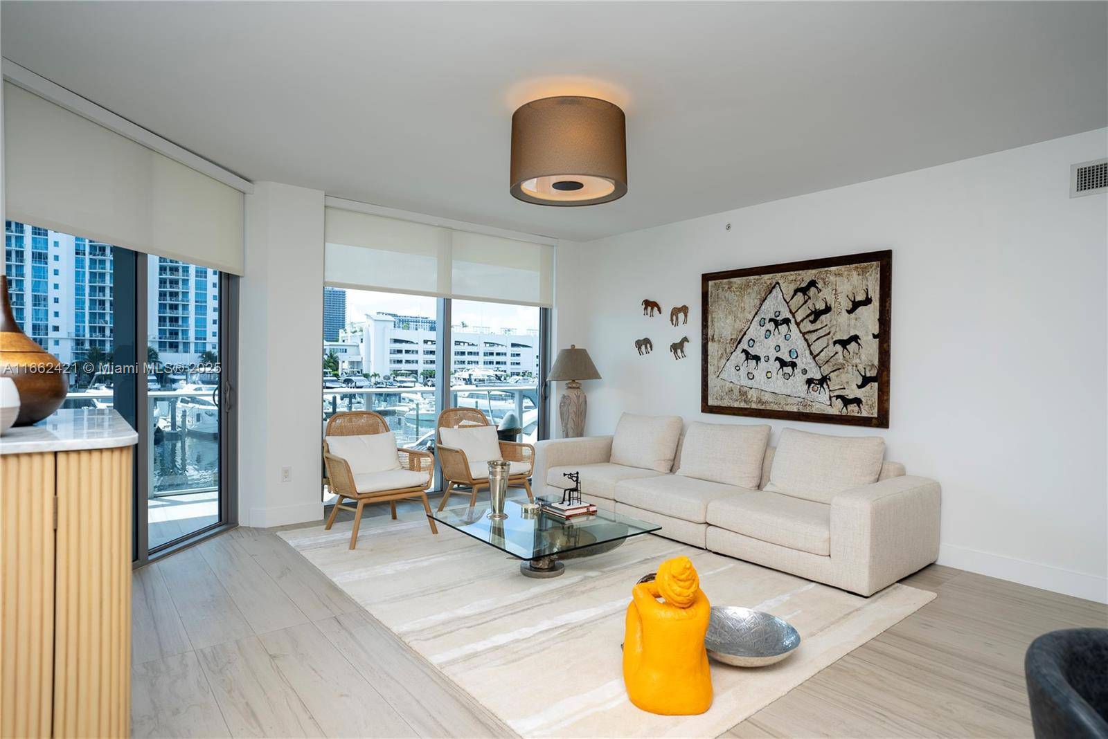 North Miami Beach, FL 33160,17301 Biscayne Blvd #205