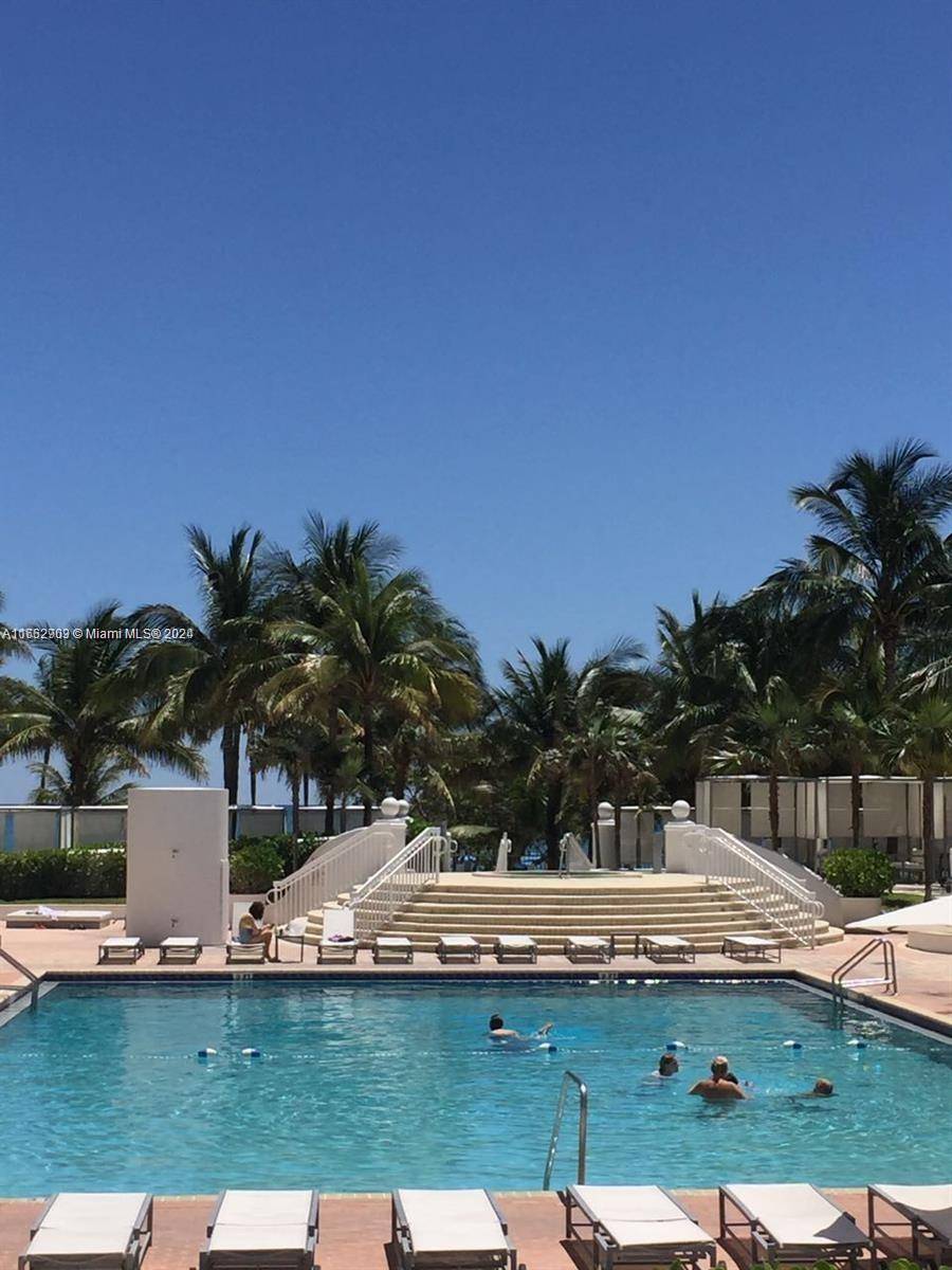 Bal Harbour, FL 33154,10275 Collins Ave #929