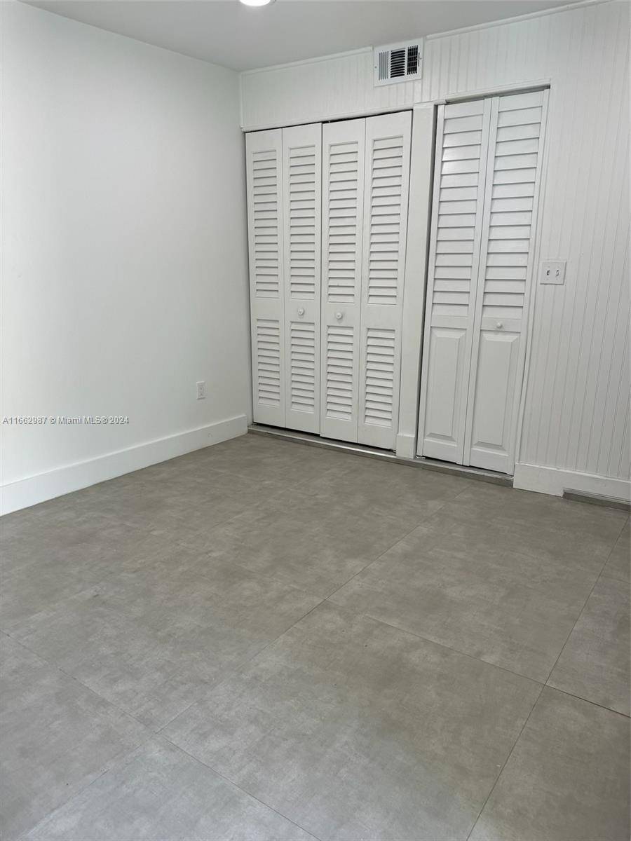 Miami, FL 33130,920 SW 4th Ave