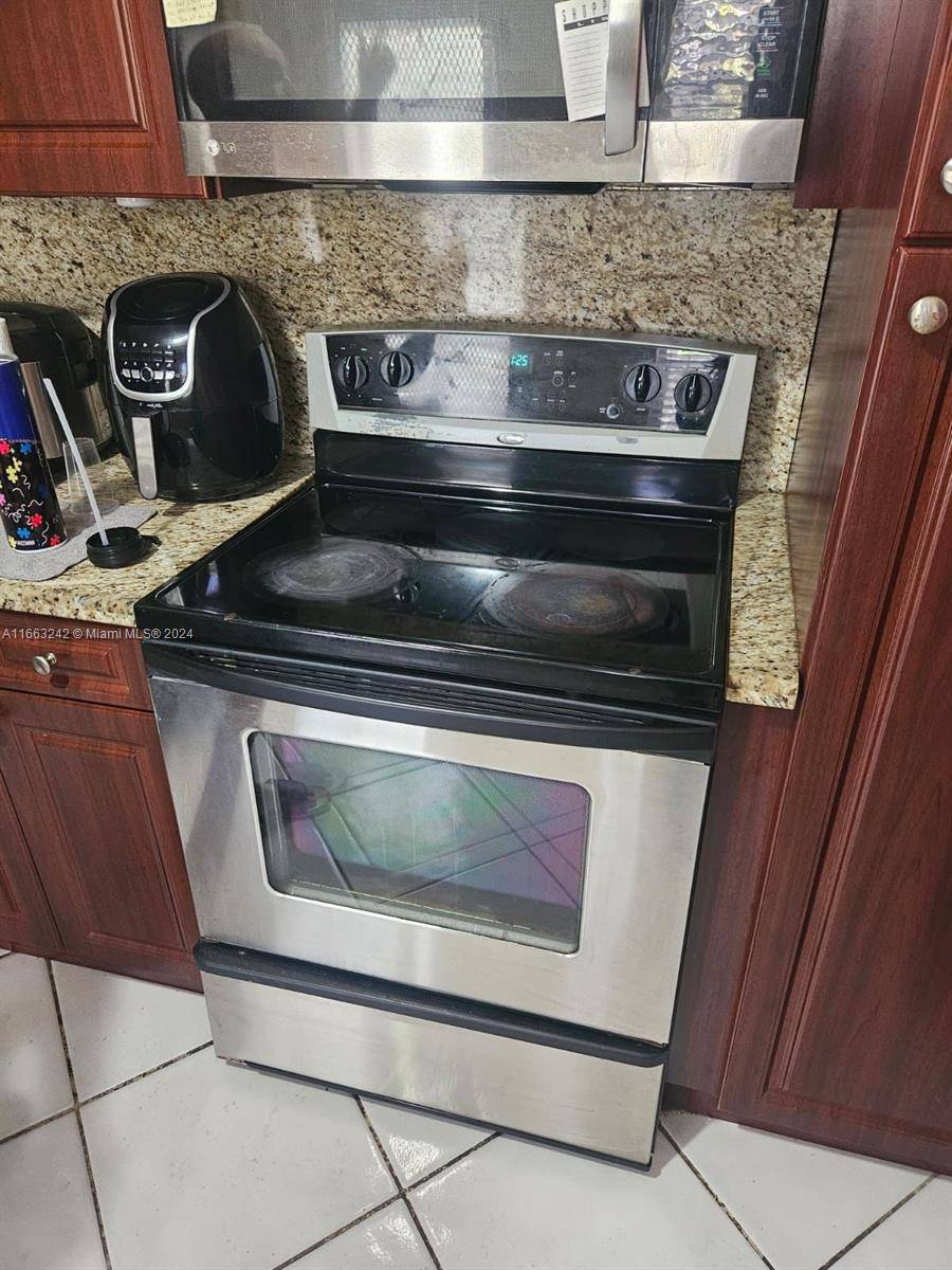 Lauderhill, FL 33319,3300 Spanish Moss Ter #301