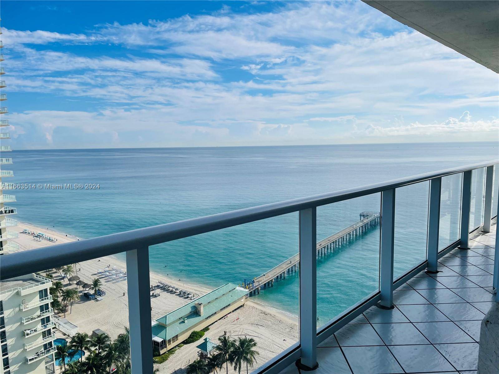 Sunny Isles Beach, FL 33160,16485 Collins Ave #2136