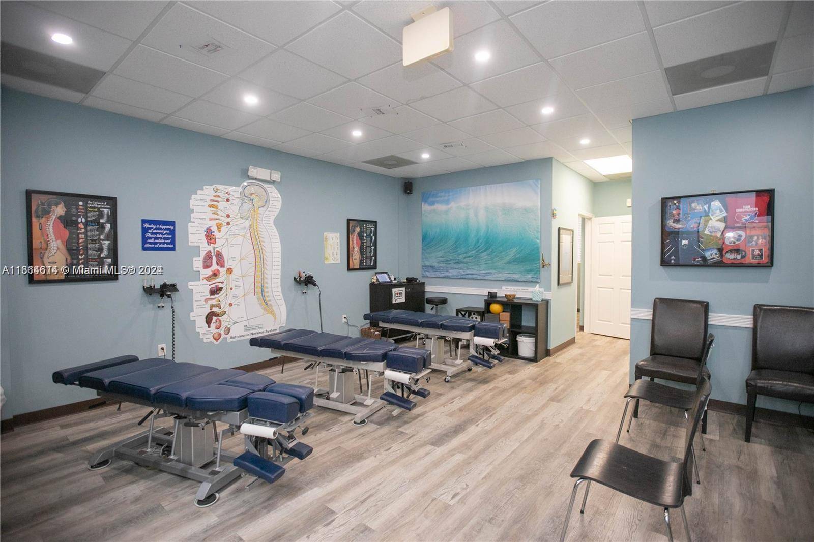 Miami, FL 33180,20772 W Dixie Hwy
