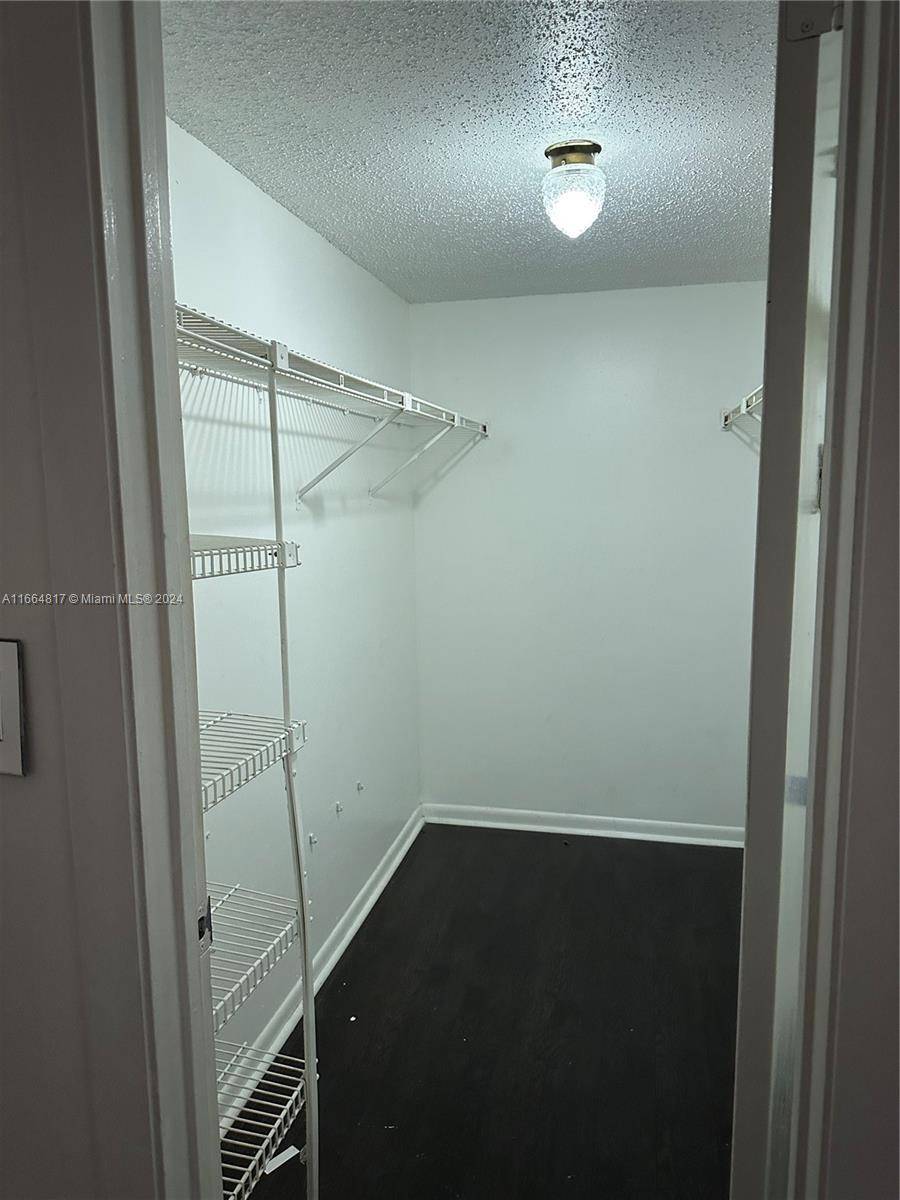 Sunrise, FL 33351,3730 N Pine Island Rd #447