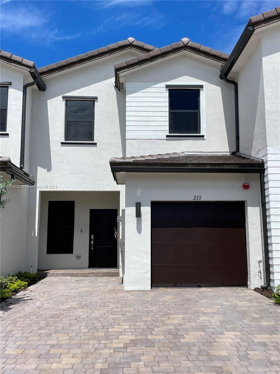 Pembroke Pines, FL 33027,210 SW 159th Ct #210