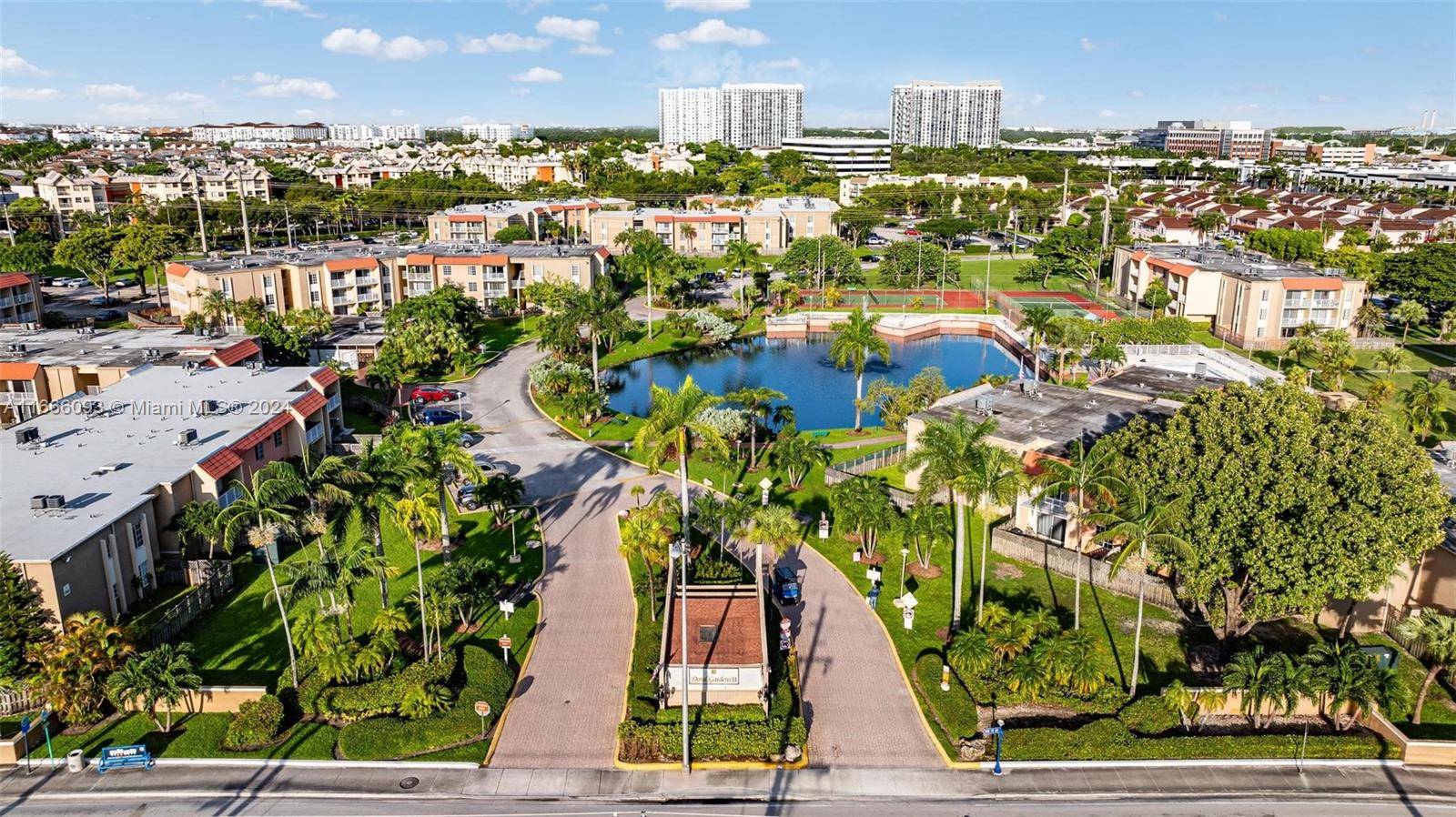 Doral, FL 33166,4804 NW 79th Ave #201