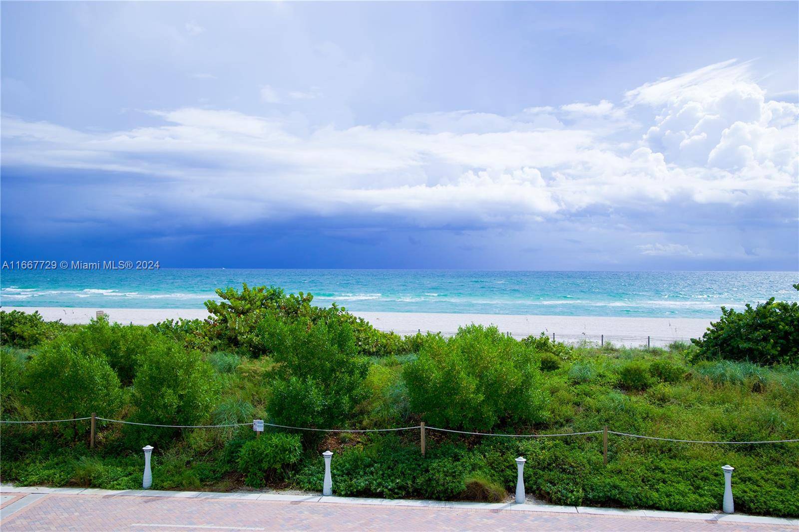 Miami Beach, FL 33140,5601 Collins Ave #1614