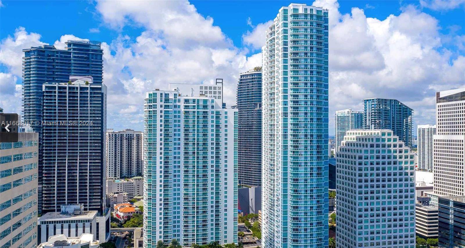 Miami, FL 33131,950 Brickell Bay Dr #2007