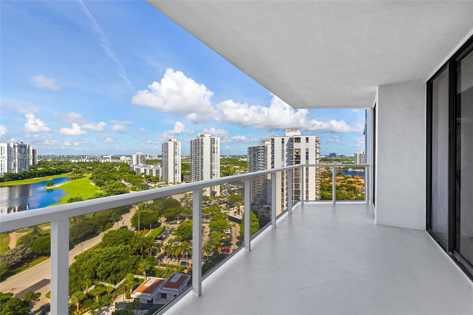 Aventura, FL 33180,20281 E Country Club Dr #1709