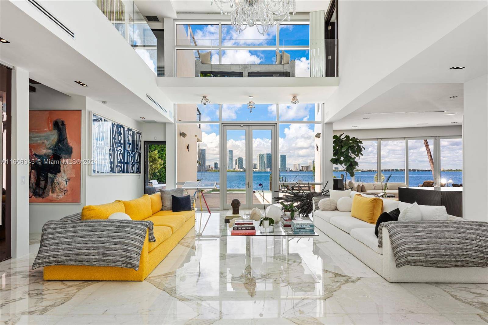 Miami Beach, FL 33139,420 W San Marino Dr