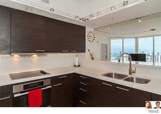 Sunny Isles Beach, FL 33160,16699 Collins Ave #2807