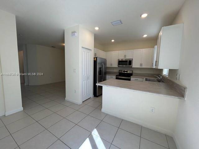 Hialeah, FL 33018,3238 W 104th Ter #3238