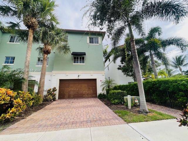 Boca Raton, FL 33432,74 NW 7th St #74