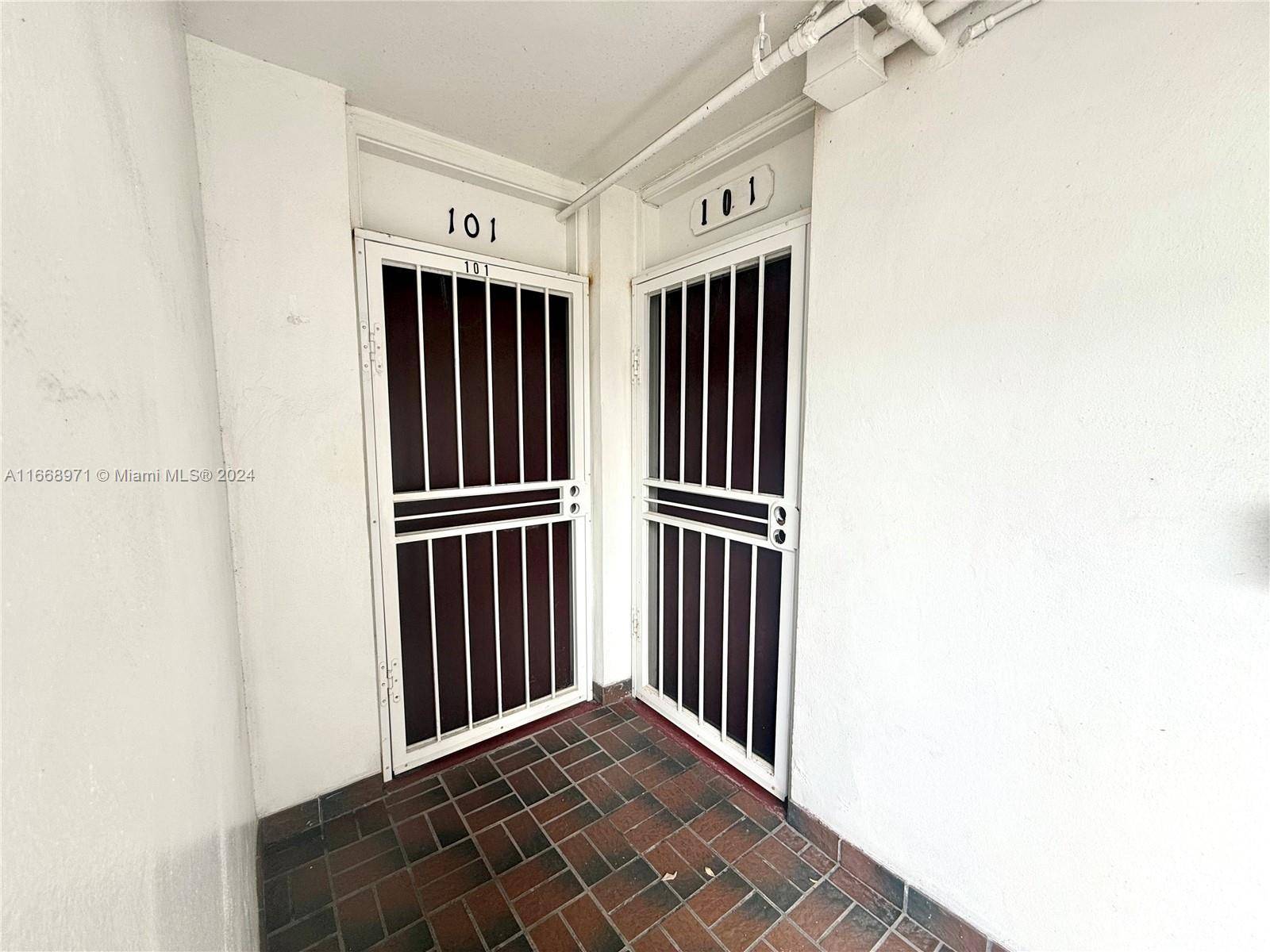 North Miami Beach, FL 33160,3660 NE 166th St #101