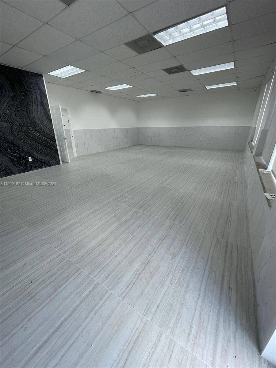 Hallandale Beach, FL 33009,470 Ansin Blvd #470A