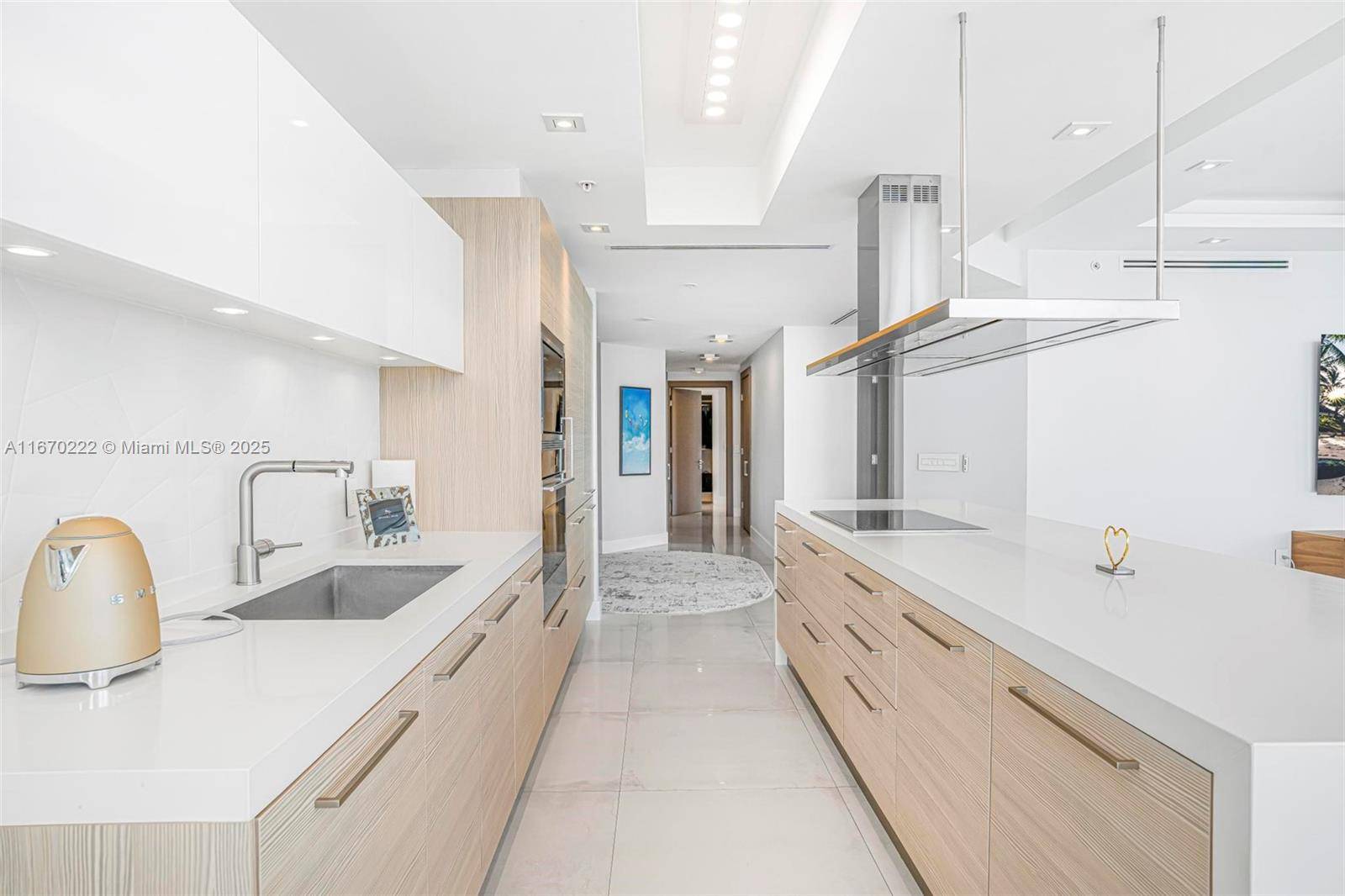 North Miami Beach, FL 33160,17111 Biscayne Blvd #309