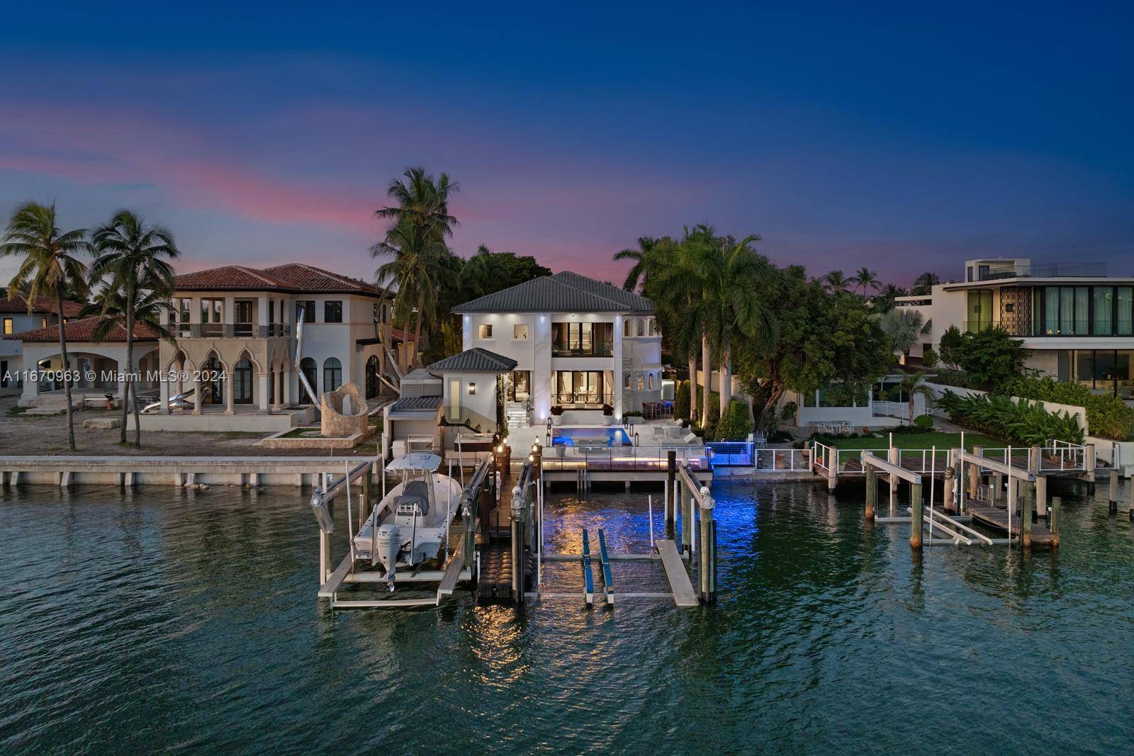Miami Beach, FL 33139,176 S Hibiscus Dr