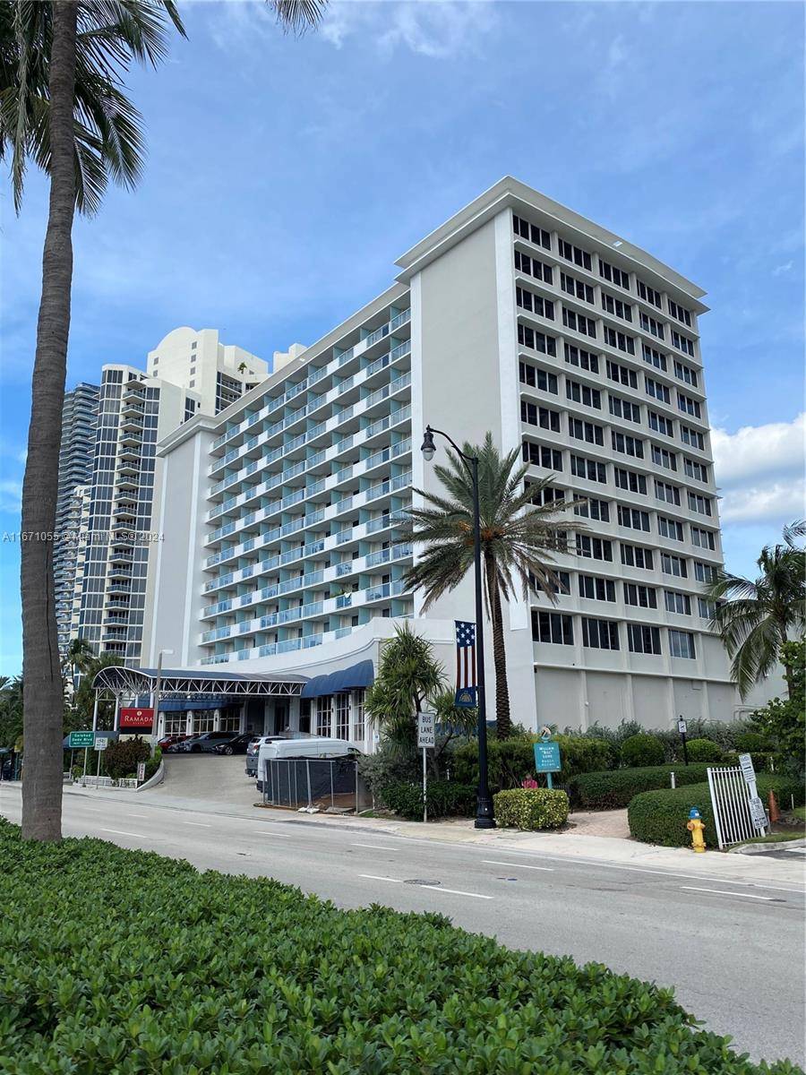 Sunny Isles Beach, FL 33160,19201 Collins Ave #940