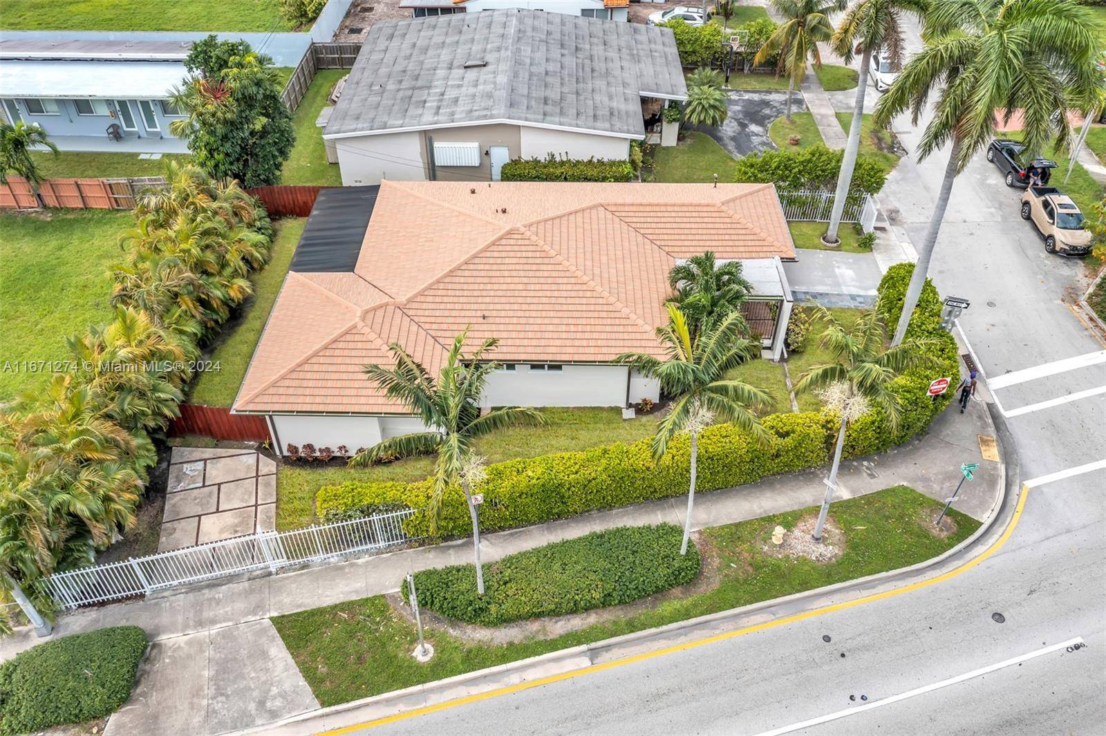 Miami, FL 33138,1090 NE 81st St
