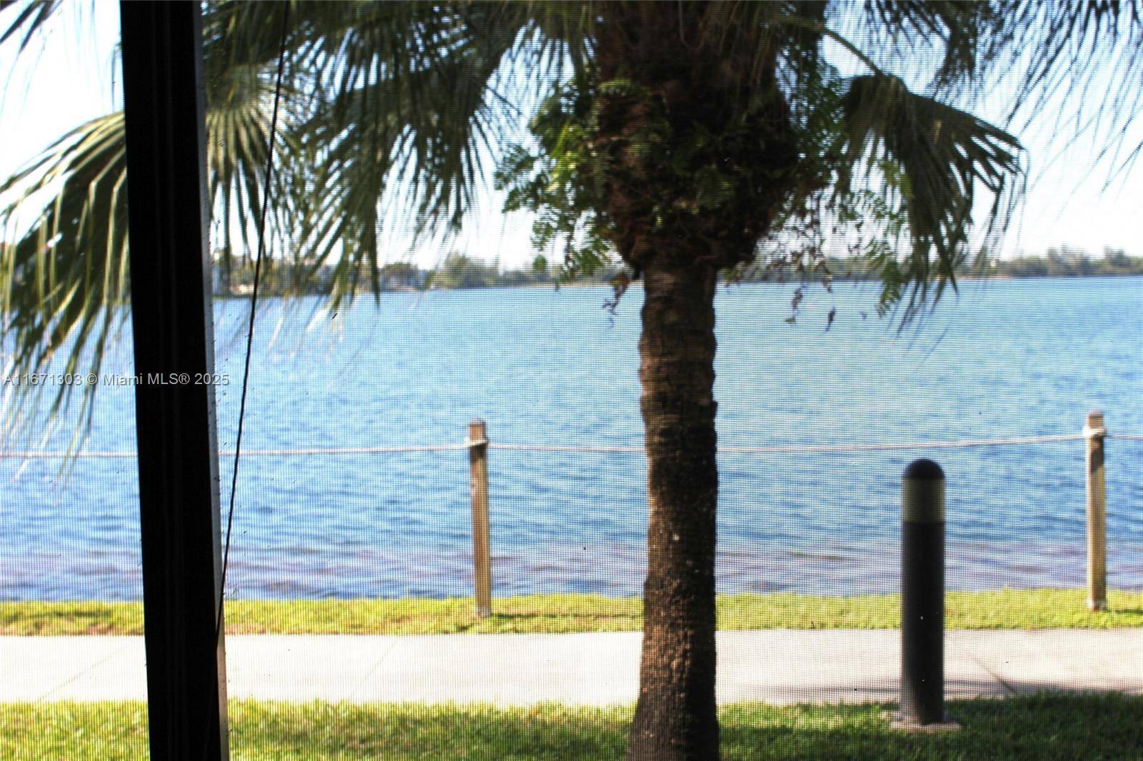 Oakland Park, FL 33309,112 Lake Emerald Dr #109