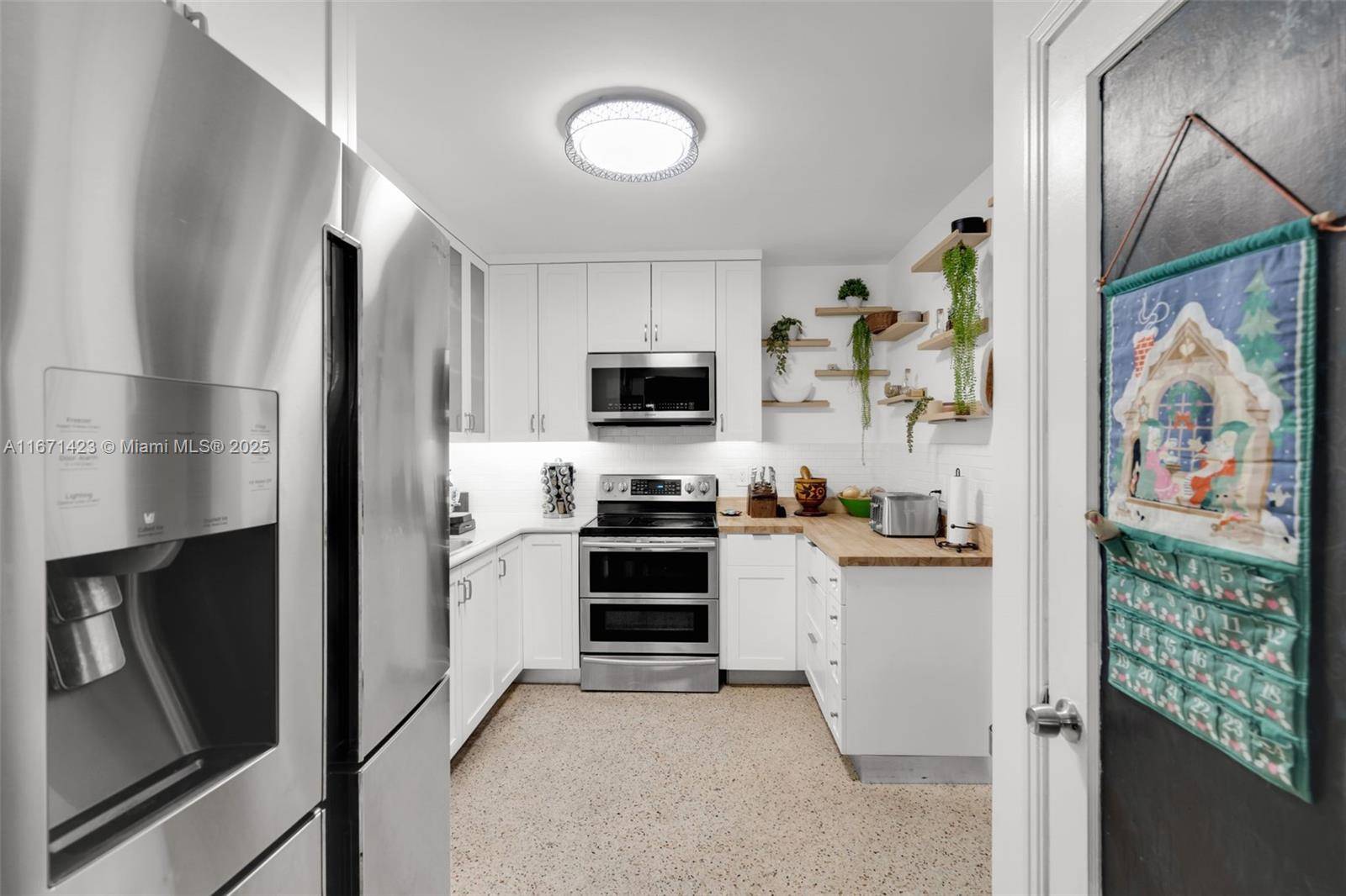 North Miami, FL 33161,1070 NE 143rd St