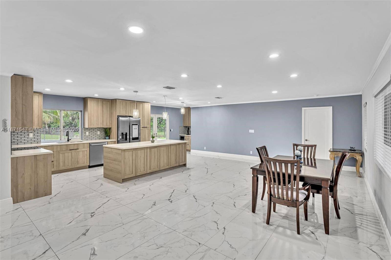 Plantation, FL 33325,11811 NW 5th Ct