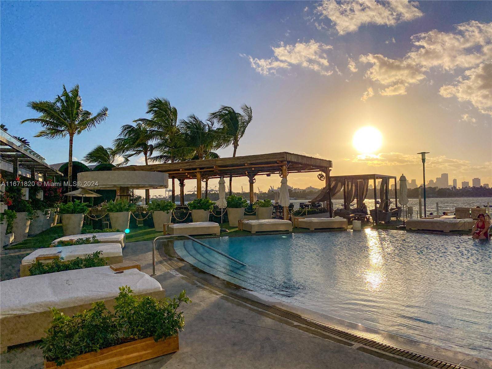 Miami Beach, FL 33139,1100 West Ave #1203