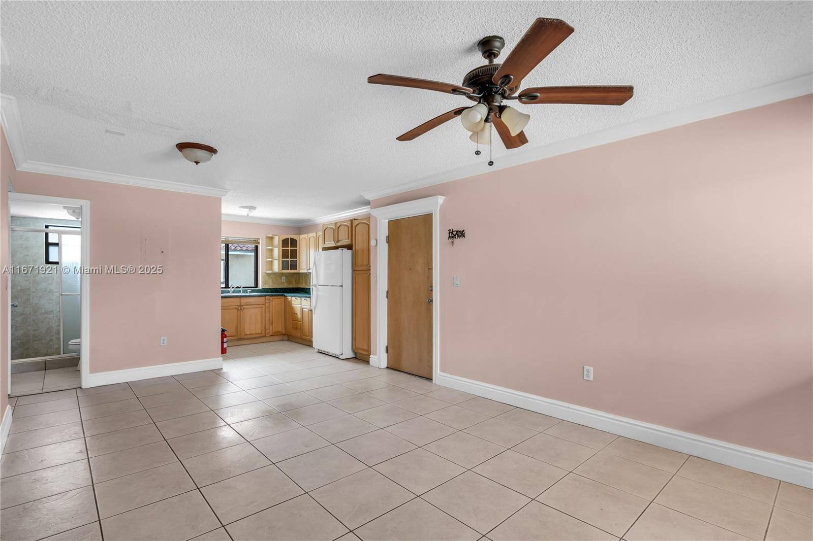 Hialeah, FL 33016,2760 W 62nd Pl #203