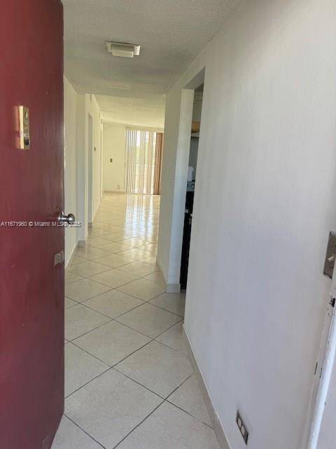 North Miami Beach, FL 33160,3660 NE 166th St #611