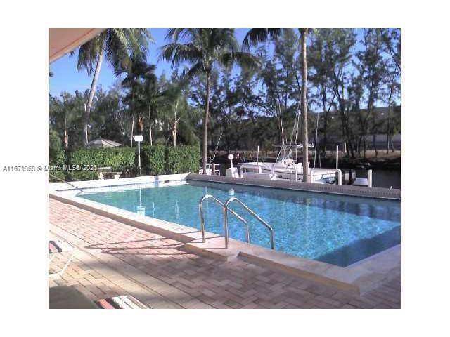 North Miami Beach, FL 33160,3660 NE 166th St #611