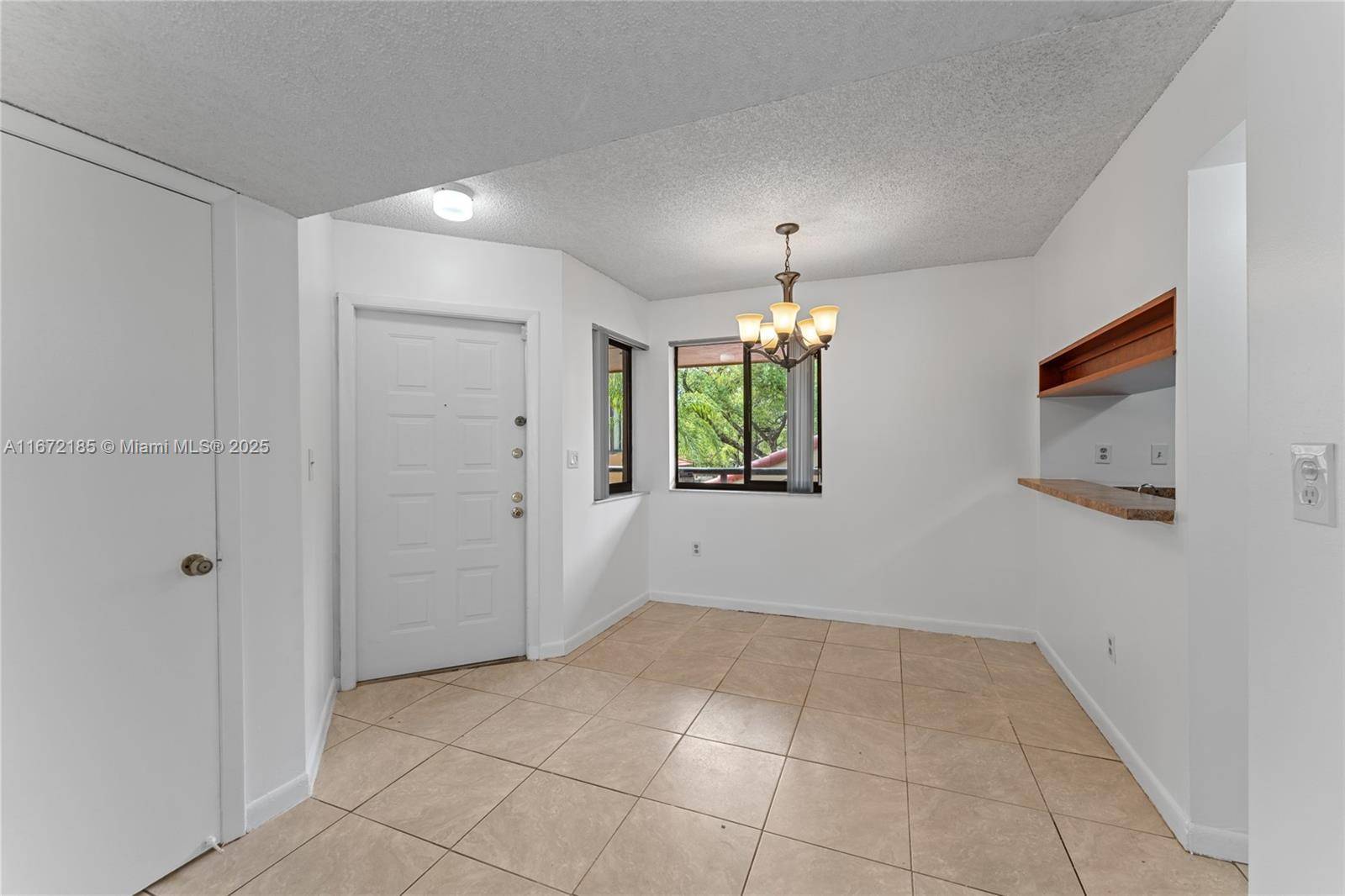 Miami Lakes, FL 33014,15405 N Miami Lakeway N #306-1