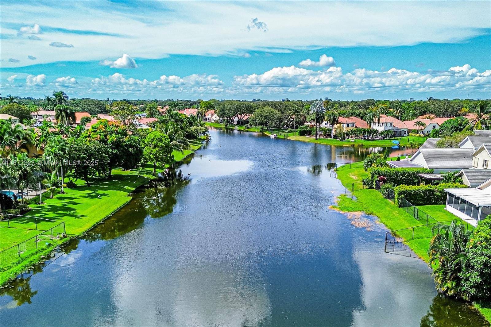 Davie, FL 33328,2913 Myrtle Oak Cir