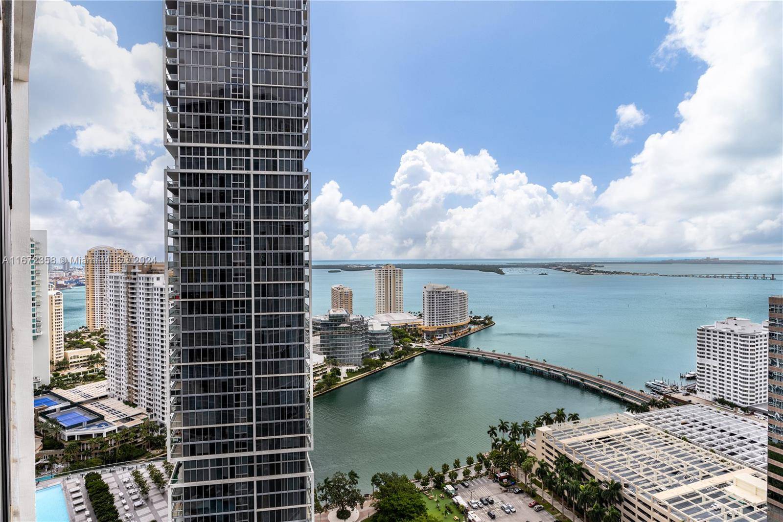 Miami, FL 33131,485 Brickell Ave #3508