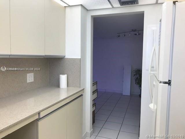 Aventura, FL 33160,18181 NE 31st Ct #2303