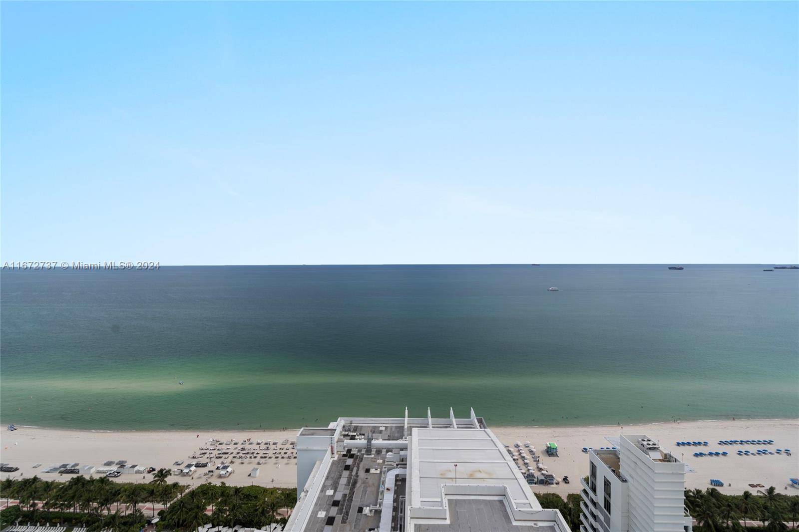 Miami Beach, FL 33140,4401 Collins Ave #3202/3204
