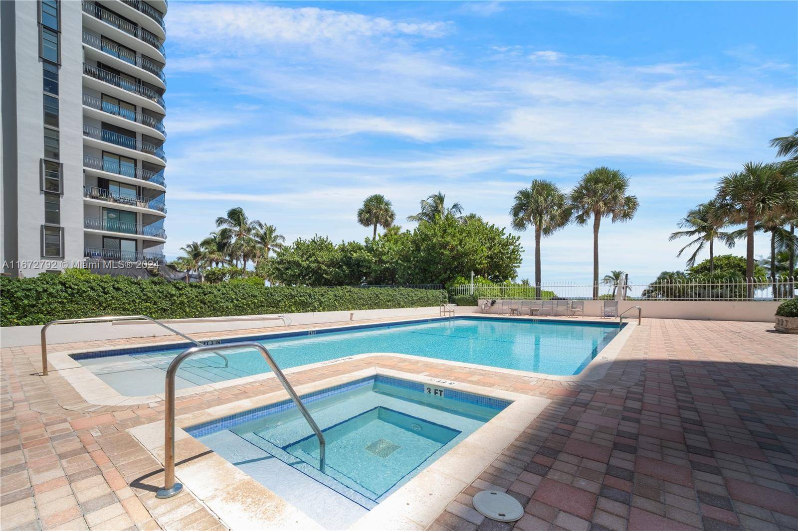 Surfside, FL 33154,8855 Collins Ave #2D