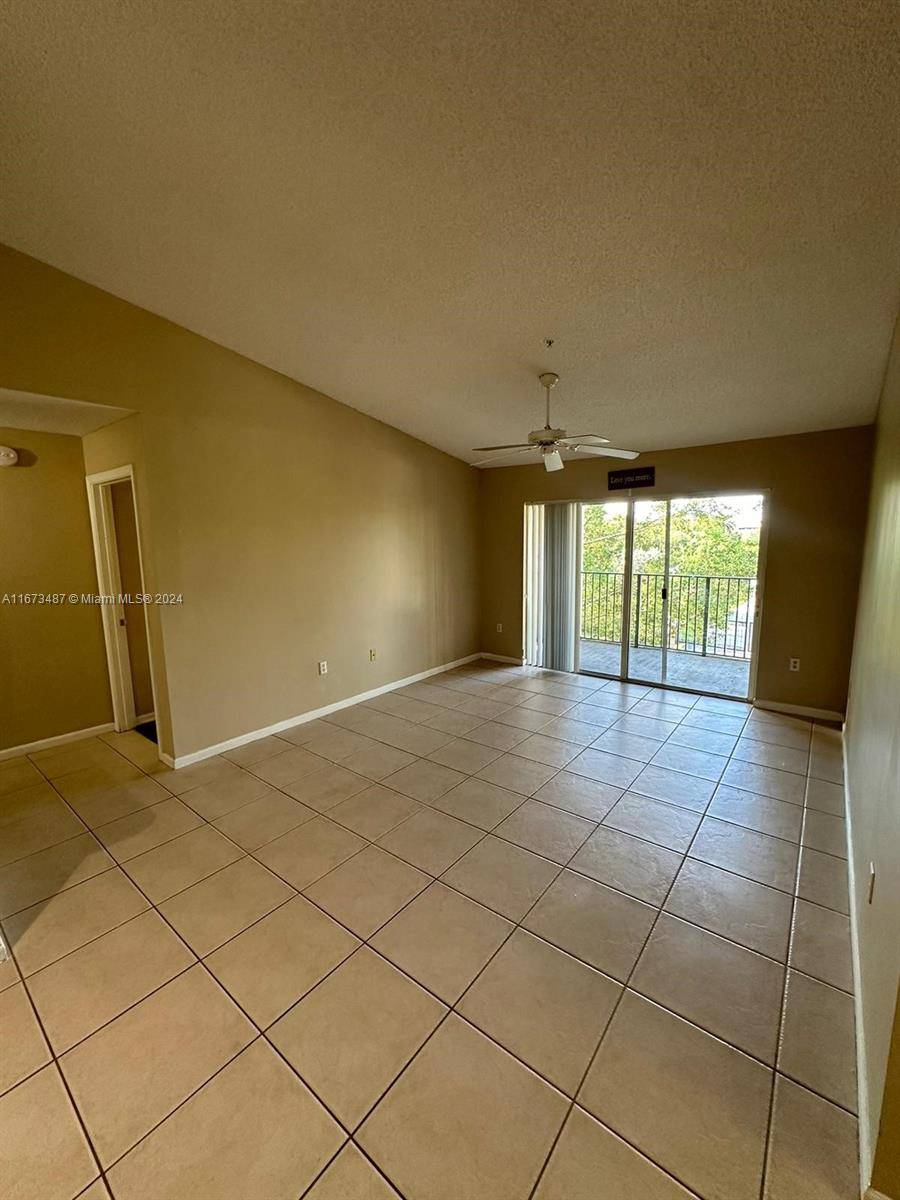 Coconut Creek, FL 33073,4848 N State Road 7 #4305