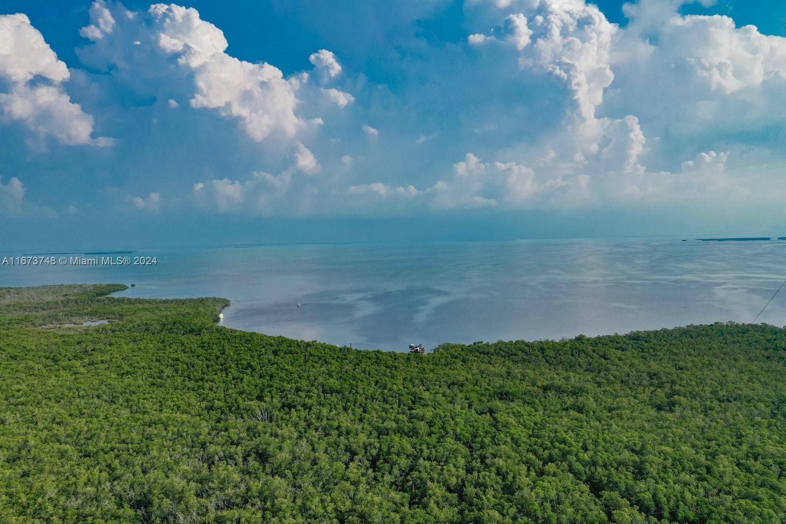 Islamorada, FL 33036,86560 Overseas Hwy