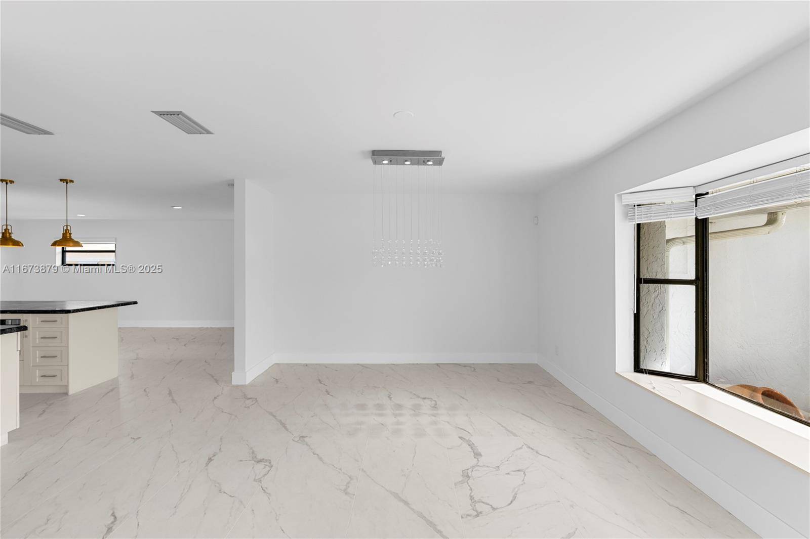 Miami, FL 33179,21332 NE 18th Pl