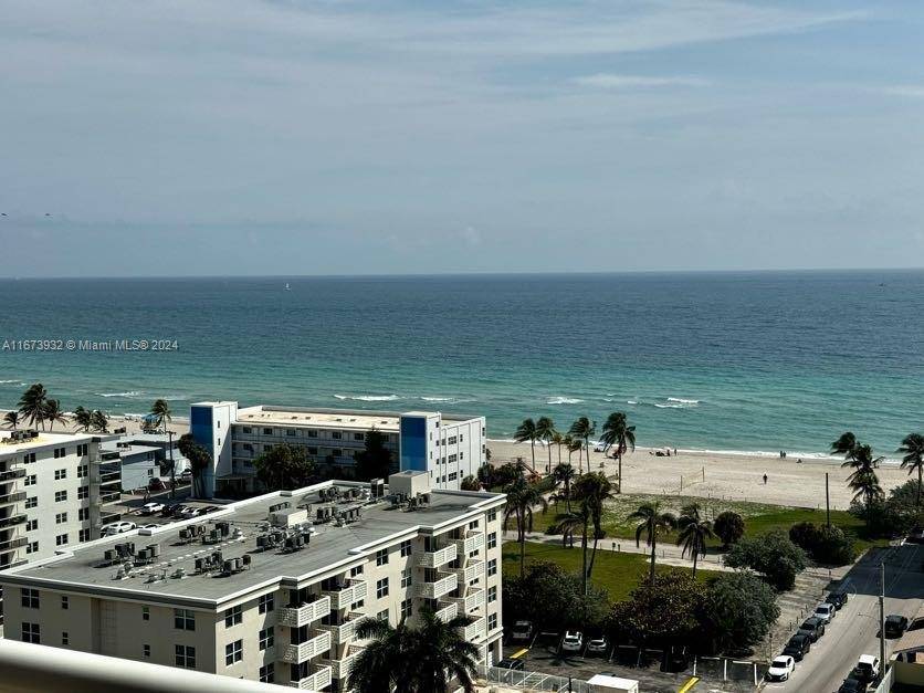 Hollywood, FL 33019,1600 S Ocean Dr #16G