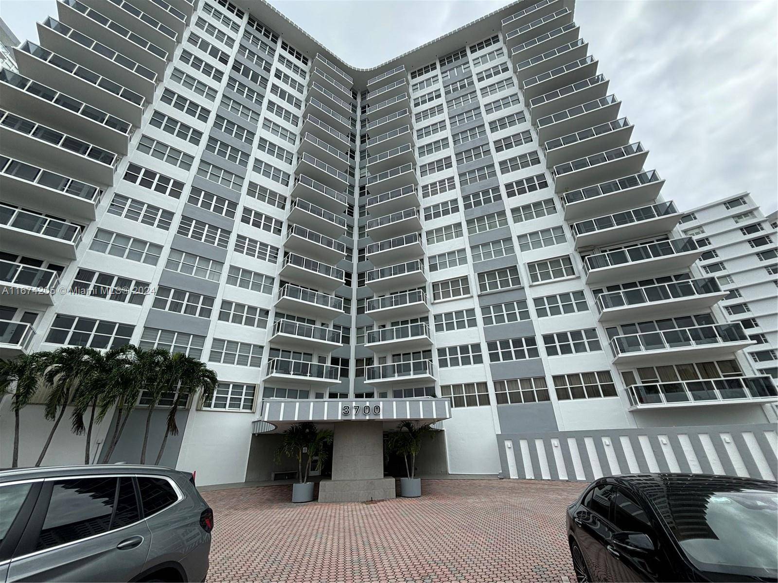 Fort Lauderdale, FL 33308,3700 Galt Ocean Dr #1414