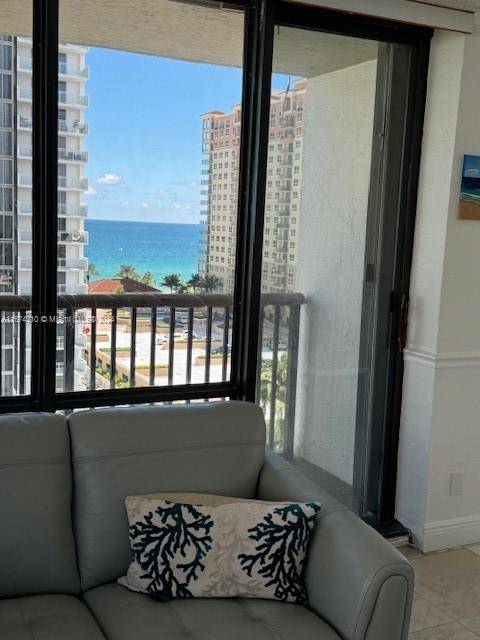 Hallandale Beach, FL 33009,2049 S Ocean Dr #1010