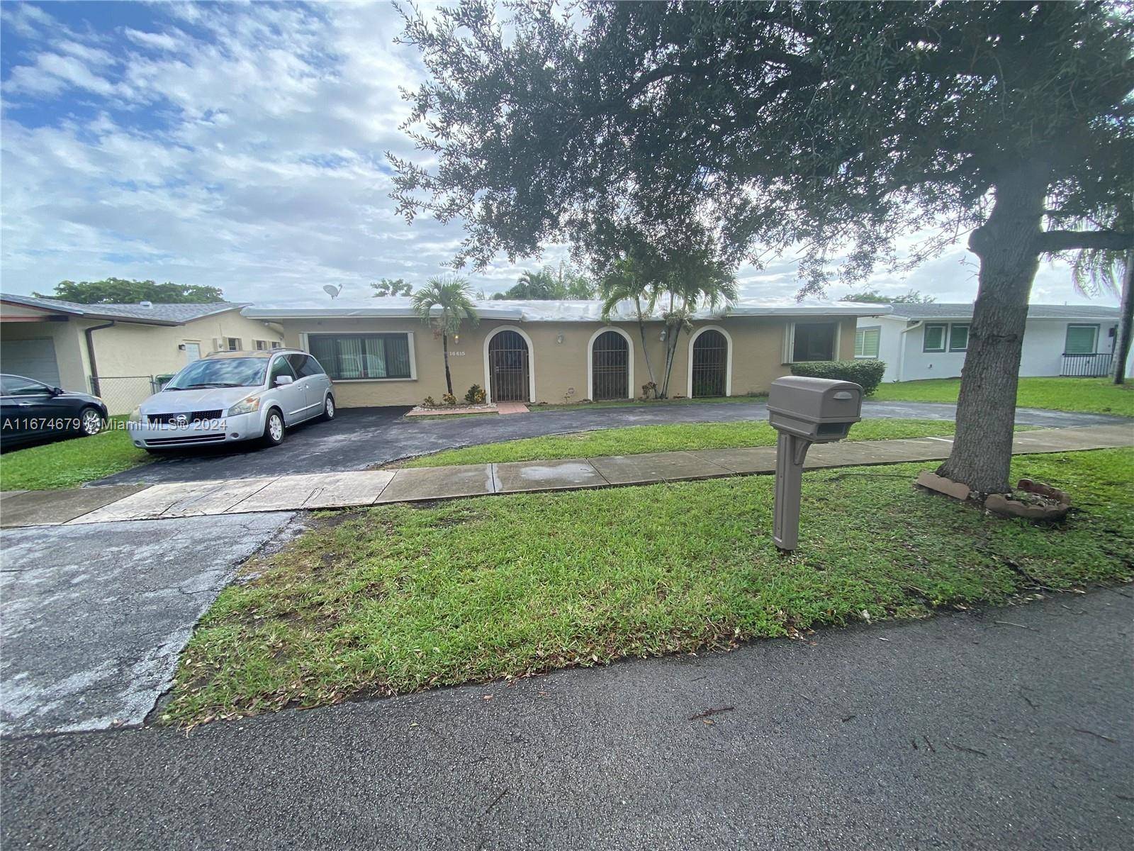 Palmetto Bay, FL 33157,16615 SW 93rd Ct
