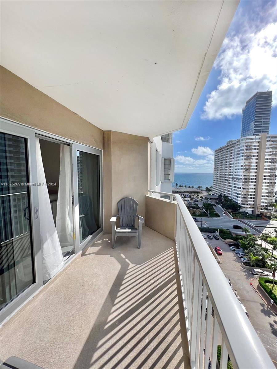 Hallandale Beach, FL 33009,1965 S Ocean Dr #12E