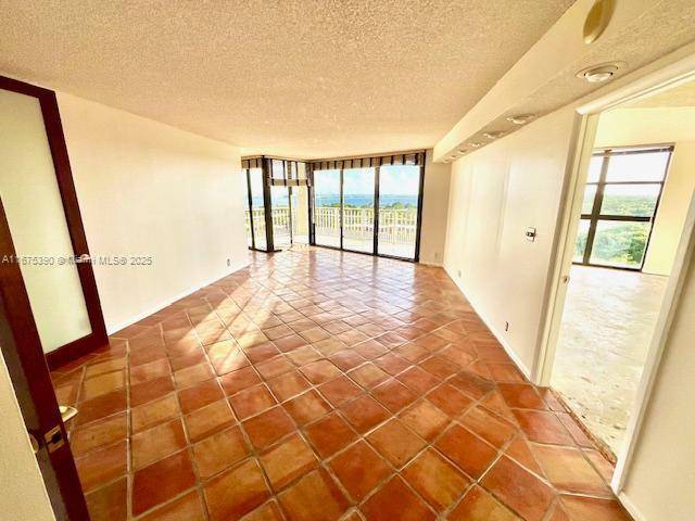 Miami, FL 33138,1000 Quayside Ter #1108