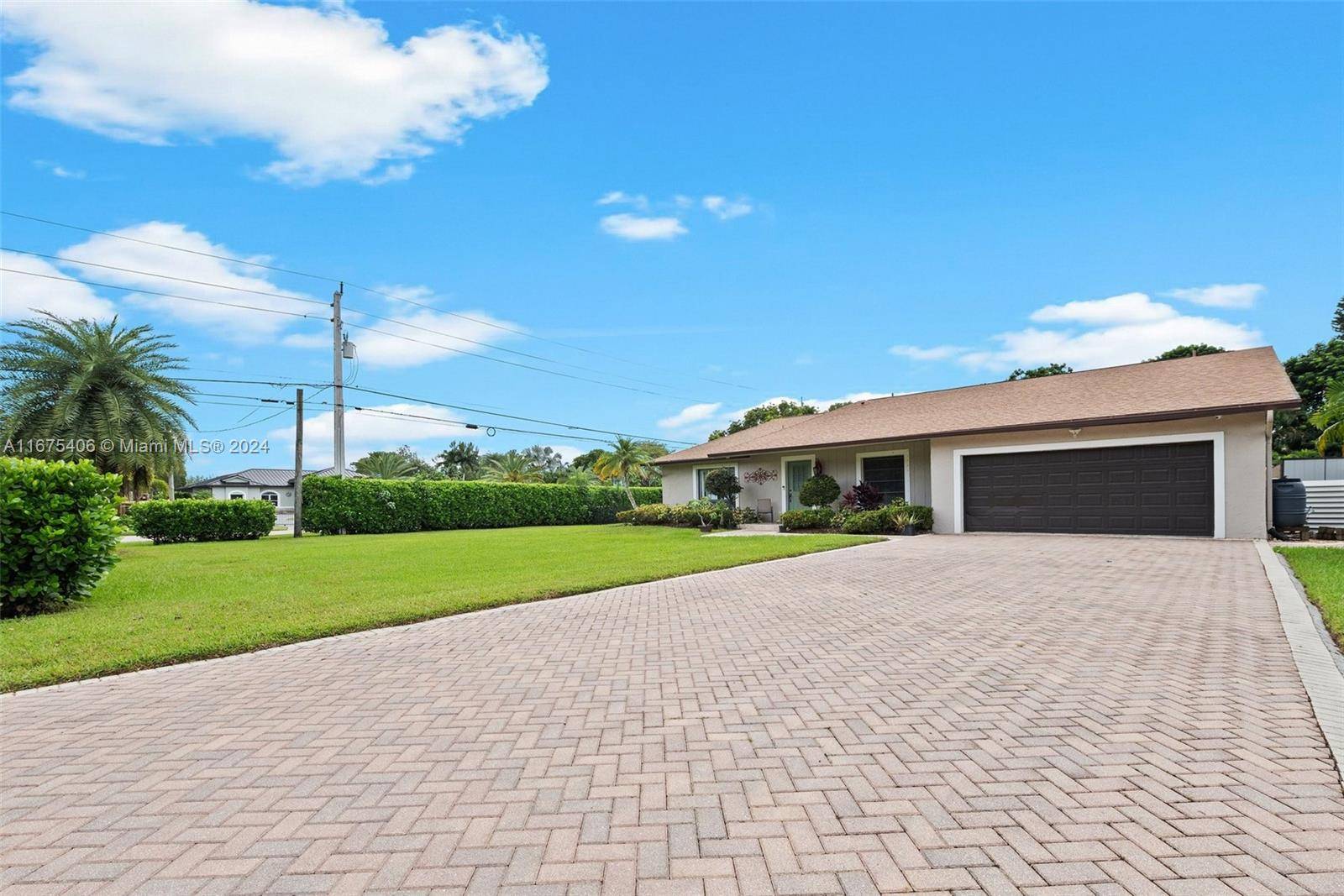 Southwest Ranches, FL 33332,18540 SW 61st Ct