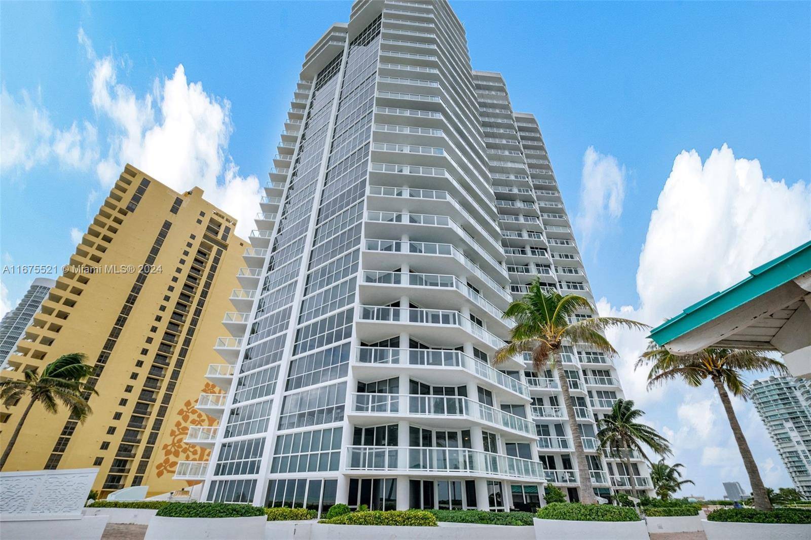 Sunny Isles Beach, FL 33160,16425 Collins Ave #311