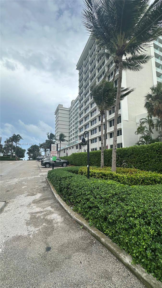 Sunny Isles Beach, FL 33160,Address not disclosed