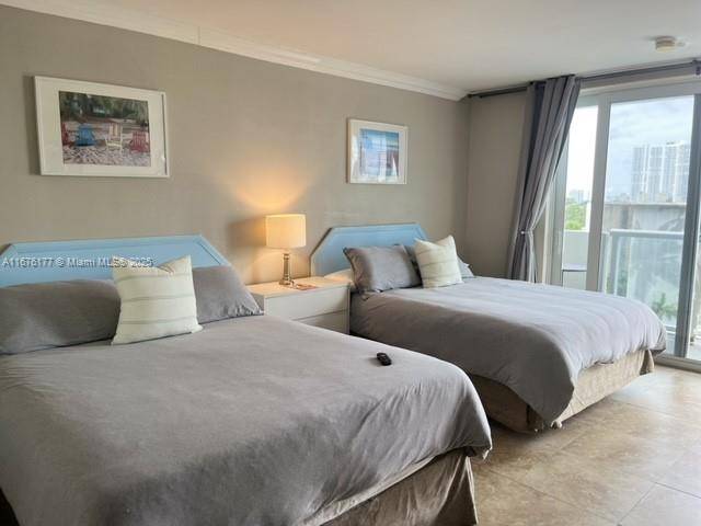 Sunny Isles Beach, FL 33160,19201 Collins Ave #436