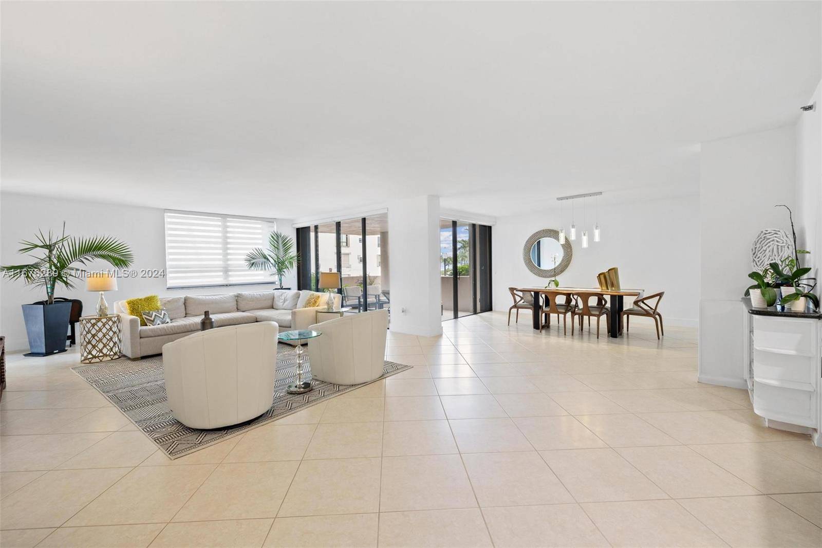 Bal Harbour, FL 33154,10175 Collins Ave #103
