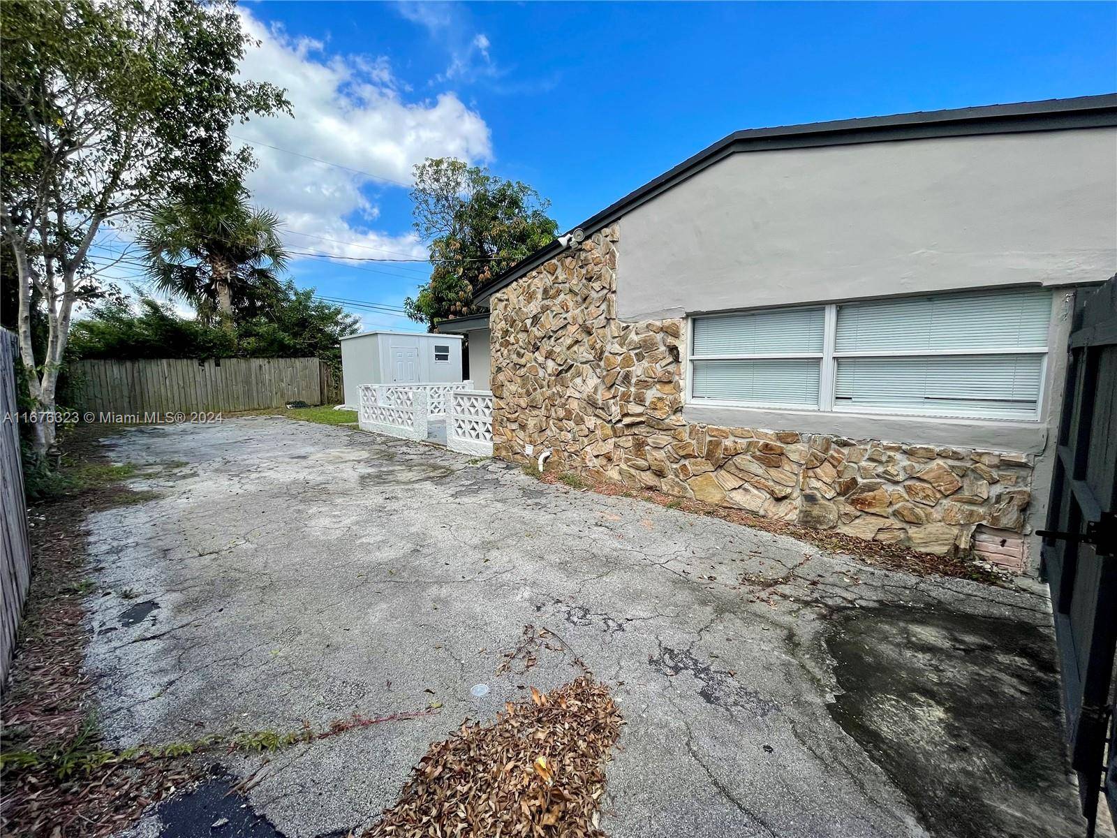 Lauderhill, FL 33311,3161 NW 4th St